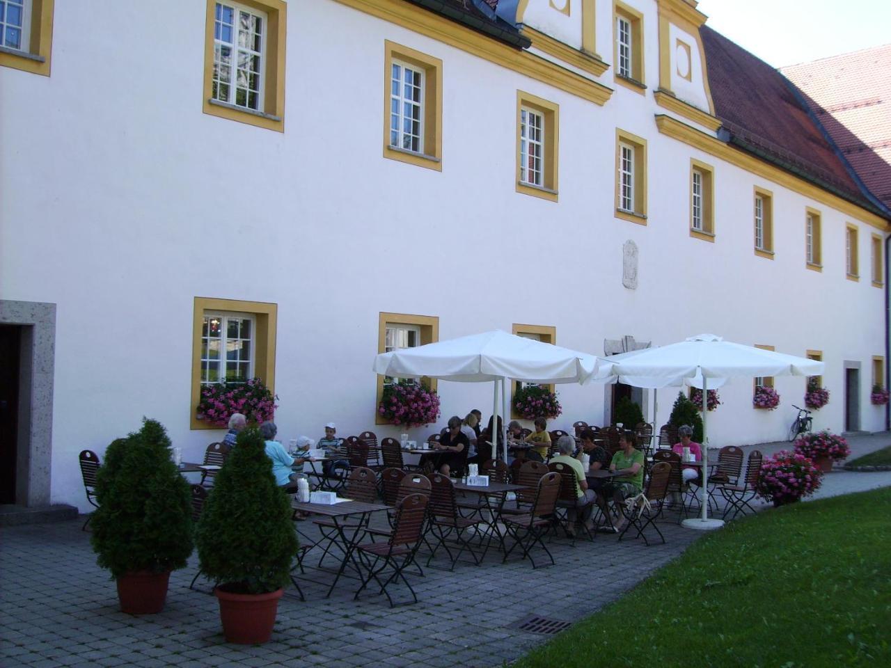 ホテルTagungshaus Im Kloster Neresheim エクステリア 写真
